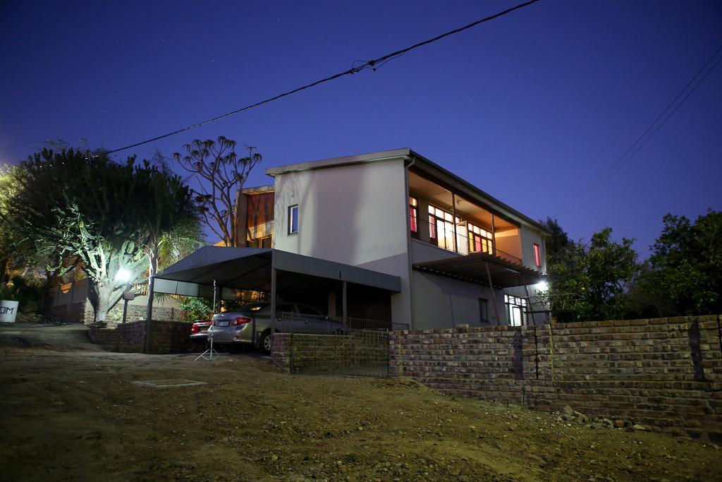 Oudtshoorn Homestay Accommodation Ngoại thất bức ảnh
